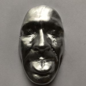 Magnet Silver Mockery 6×3 cms